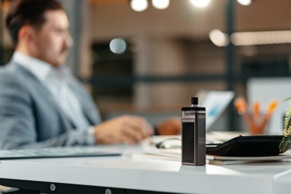 Parfumuri masculine pentru birou: ce arome sunt potrivite pentru serviciu