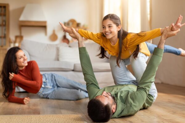 Activități de familie acasă care nu necesită cumpărături speciale